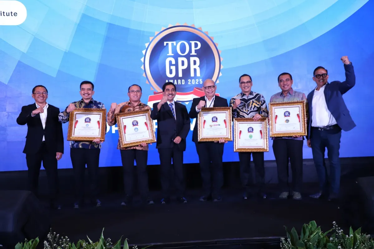 Kementerian PANRB Terima Penghargaan 5th Top GPR Award 2025