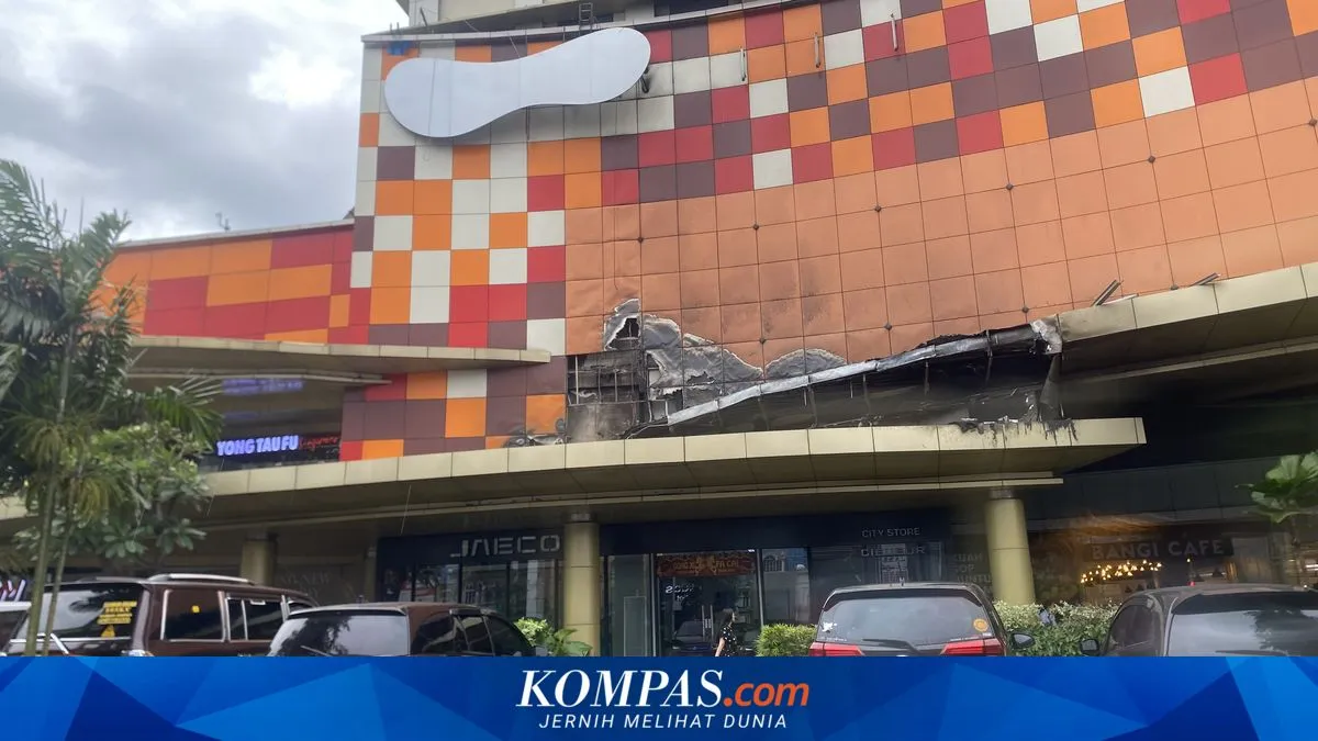 Kebakaran di Mal Ciputra Cibubur, Pengunjung Kira Ada Artis