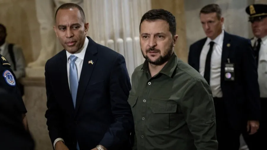 Zelenskiy: AS Usulkan Negosiasi Akhiri Perang Rusia pada Juni