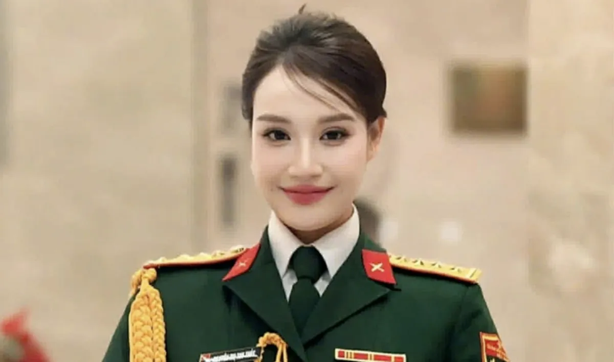 Thu Thủy: Penyanyi Berbakat dan Letnan Satu Angkatan Darat