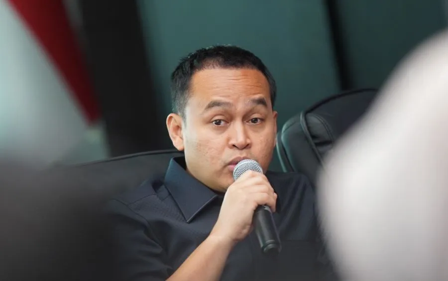 Gugatan Batas Usia KPU-Bawaslu: Hak Konstitusional yang Diuji di MK
