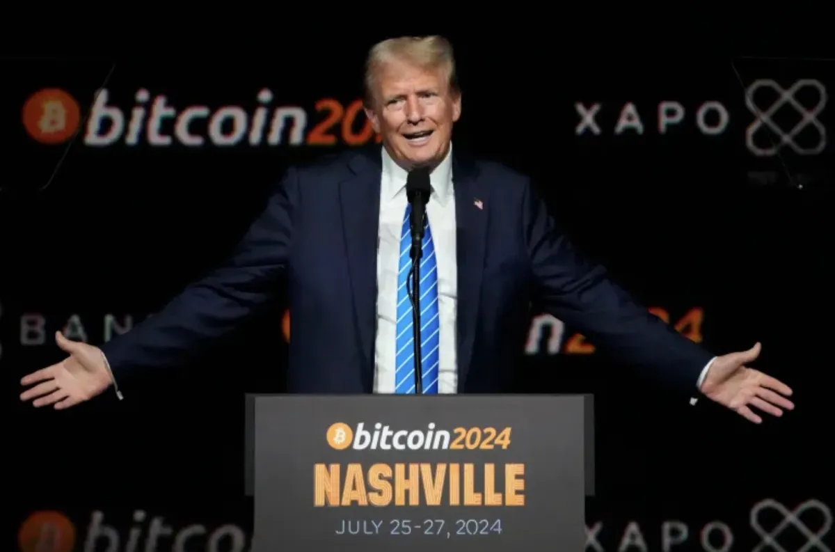 Donald Trump Tanda Tangani Instruksi Presiden untuk Dominasi Kecerdasan Buatan dan Aset Digital