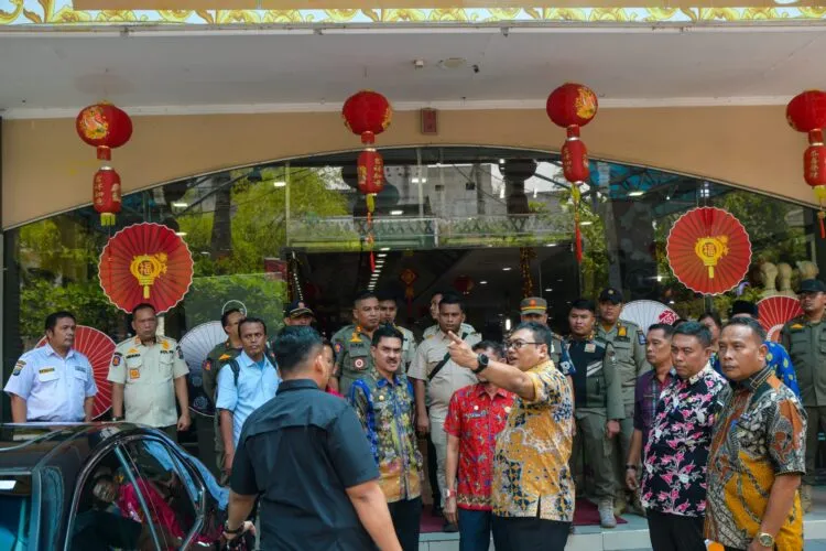 Bupati Sidak Swalayan Deli Mas Pasca Masa BOT Berakhir