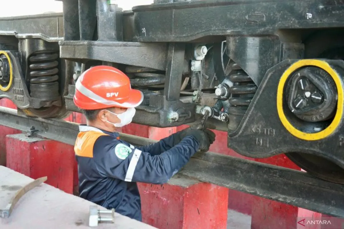 KAI Divre II Sumbar Siapkan Sarana Kereta Api Jelang Idul Fitri
