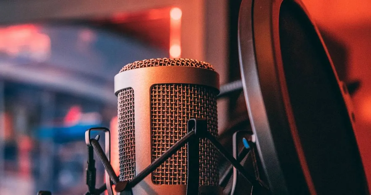 Komedi Menjadi Genre Podcast Terfavorit di Indonesia 2025