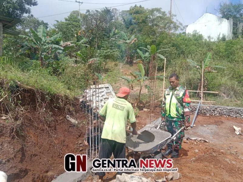 Babinsa Pantau Koperasi Merah Putih dan Jalin Komunikasi di Desa Kebesani