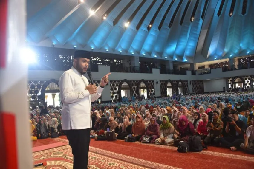 Peluncuran Pesantren Ramadan di Padang: Membangun Karakter Generasi Muda melalui Smart Surau