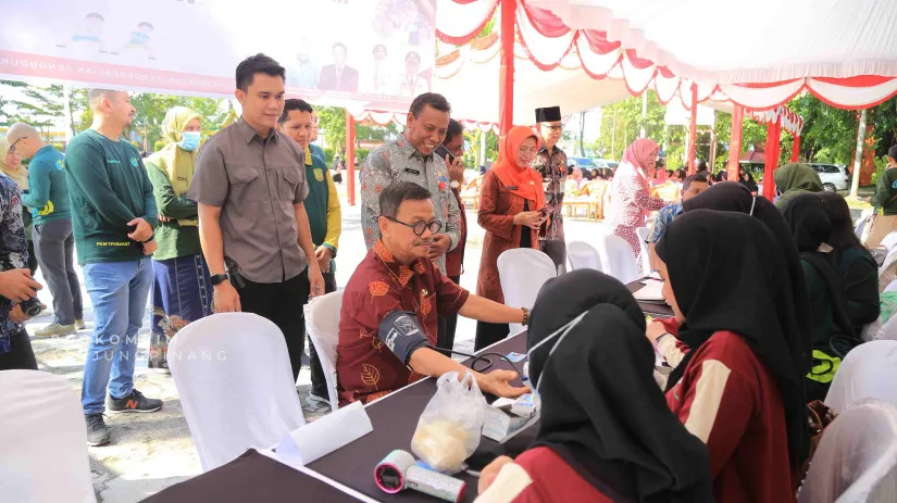 Wawako Tanjungpinang Dorong Pemeriksaan Kebugaran Kader Posyandu