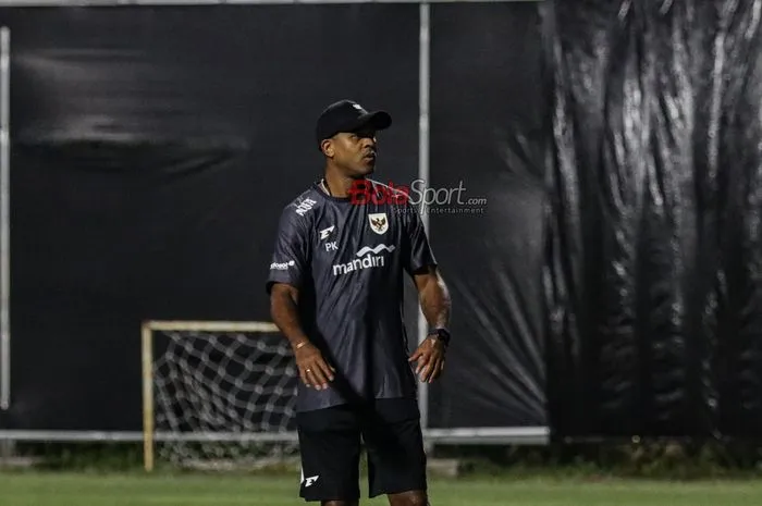 Patrick Kluivert Bergabung dengan Cruyff Foundation sebagai Duta Sosial