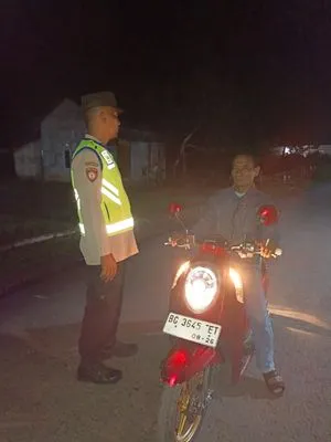 Patroli Malam Polsek Pseksu Tingkatkan Keamanan dan Kesadaran Masyarakat