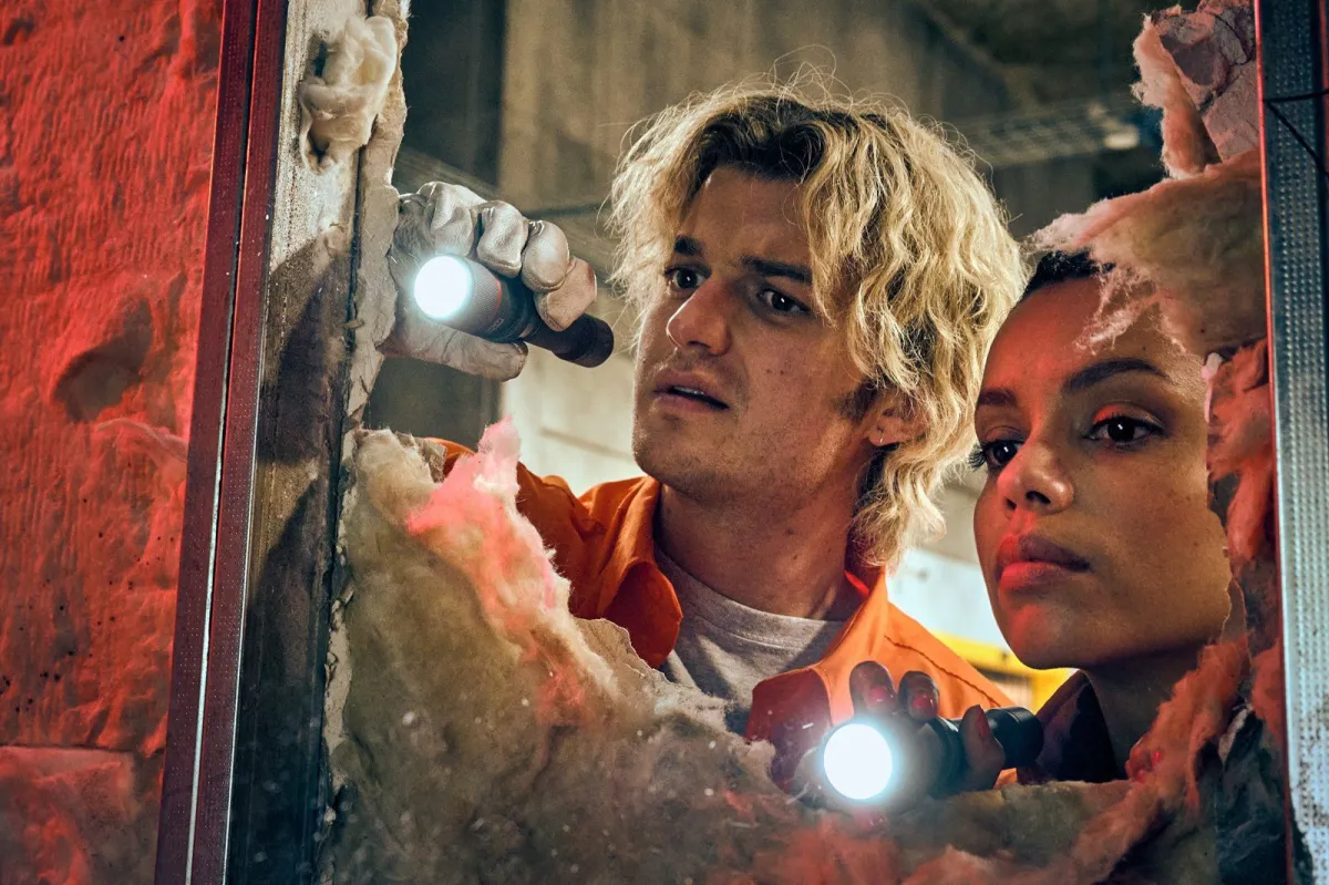 Cold Storage: Thriller Fiksi Ilmiah dengan Ancaman Biologis Tayang di Bioskop