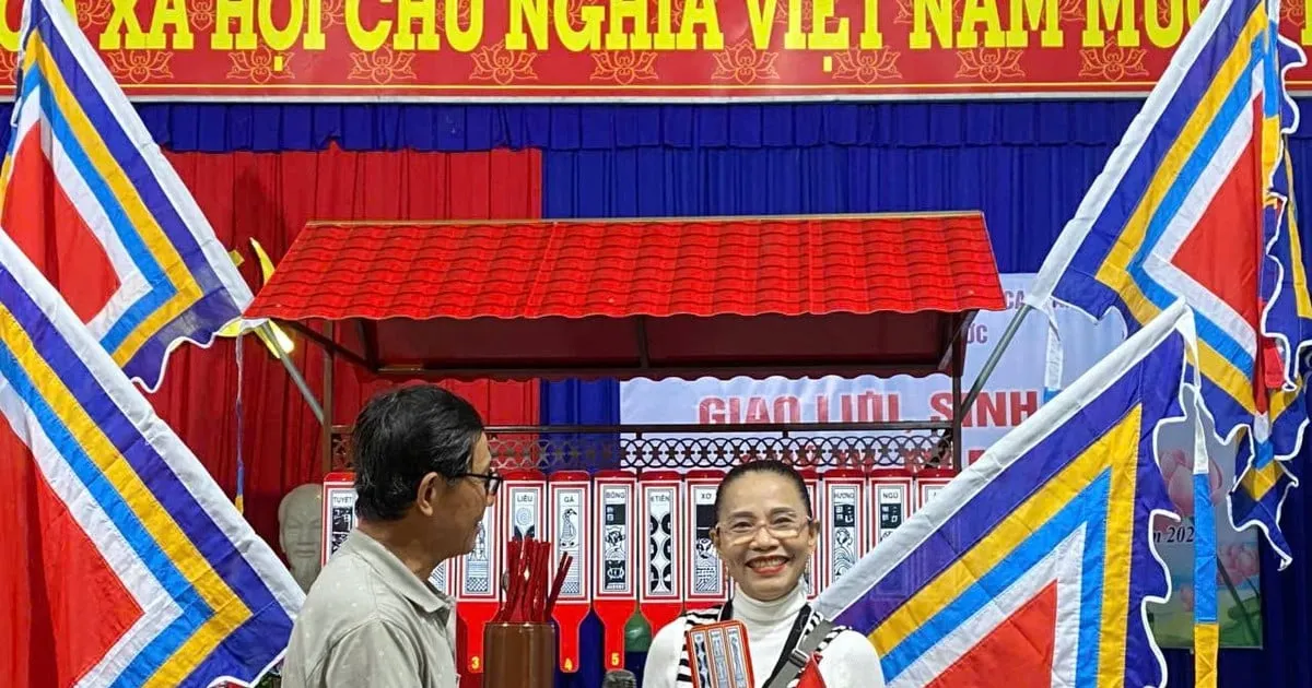 Kehangatan Komunitas Dien Ban Tay Melalui Lagu Rakyat dan Bài Chòi