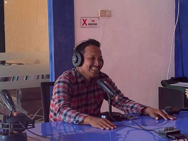 Dampak Positif dan Negatif Konten Kreator dalam Penyebaran Informasi