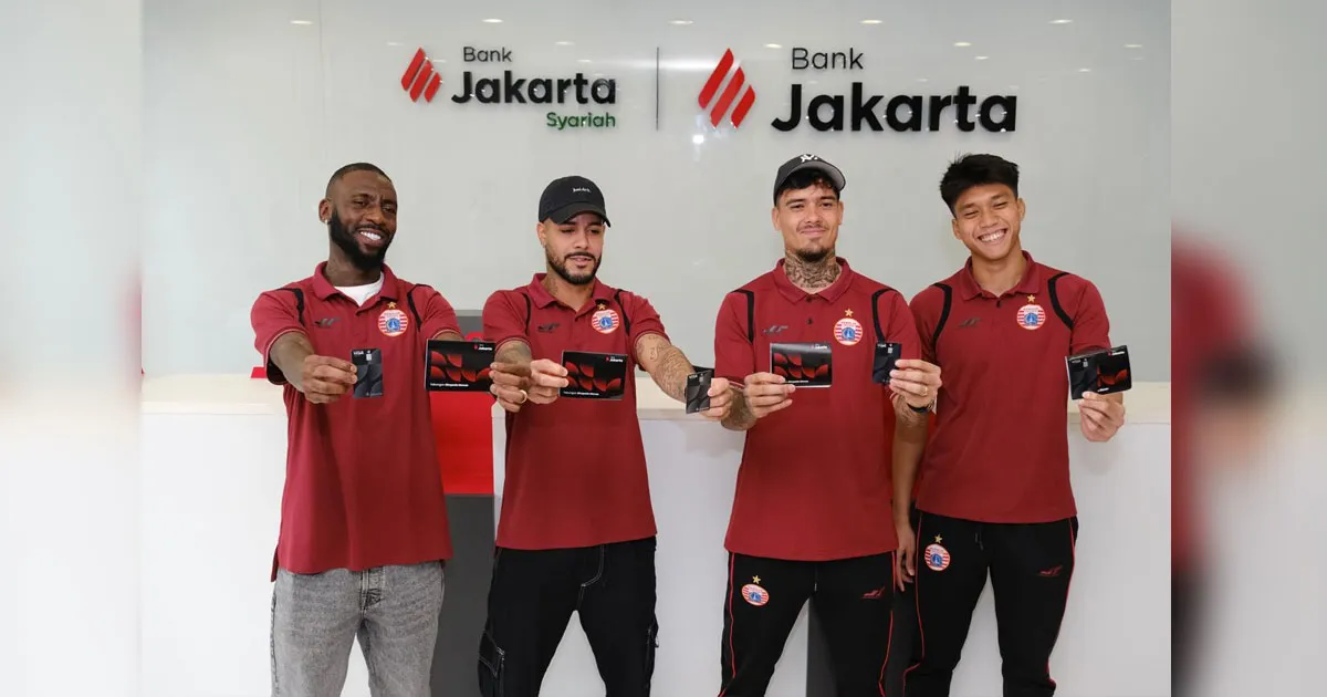 Bank Jakarta Tingkatkan Literasi Keuangan Bersama Persija dan Jakmania