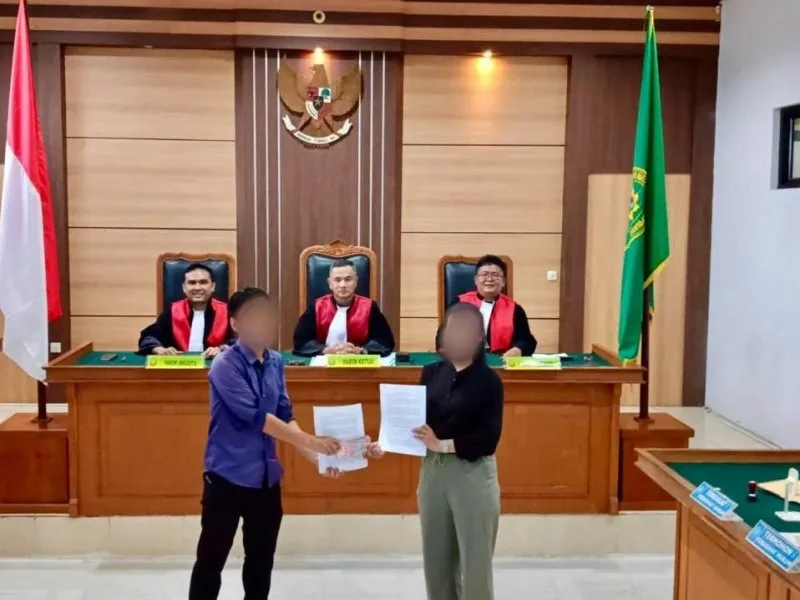 Hakim PHI Pangkalpinang Bacakan Akta Perdamaian antara Pekerja dan Perusahaan