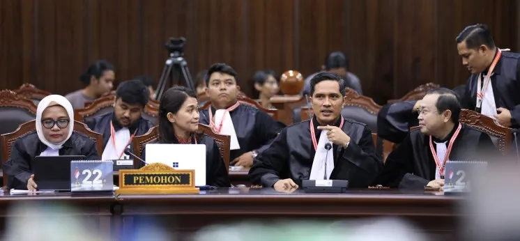 Hasto Kristiyanto Uji Konstitusionalitas Pasal 21 UU Tipikor di MK