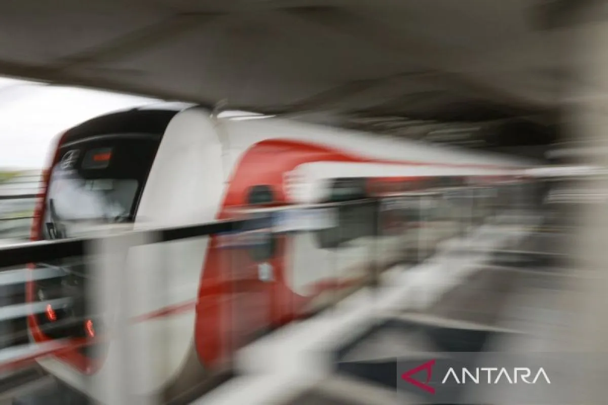 Proyeksi Penumpang LRT Jakarta Fase 1B Capai 80 Ribu Per Hari