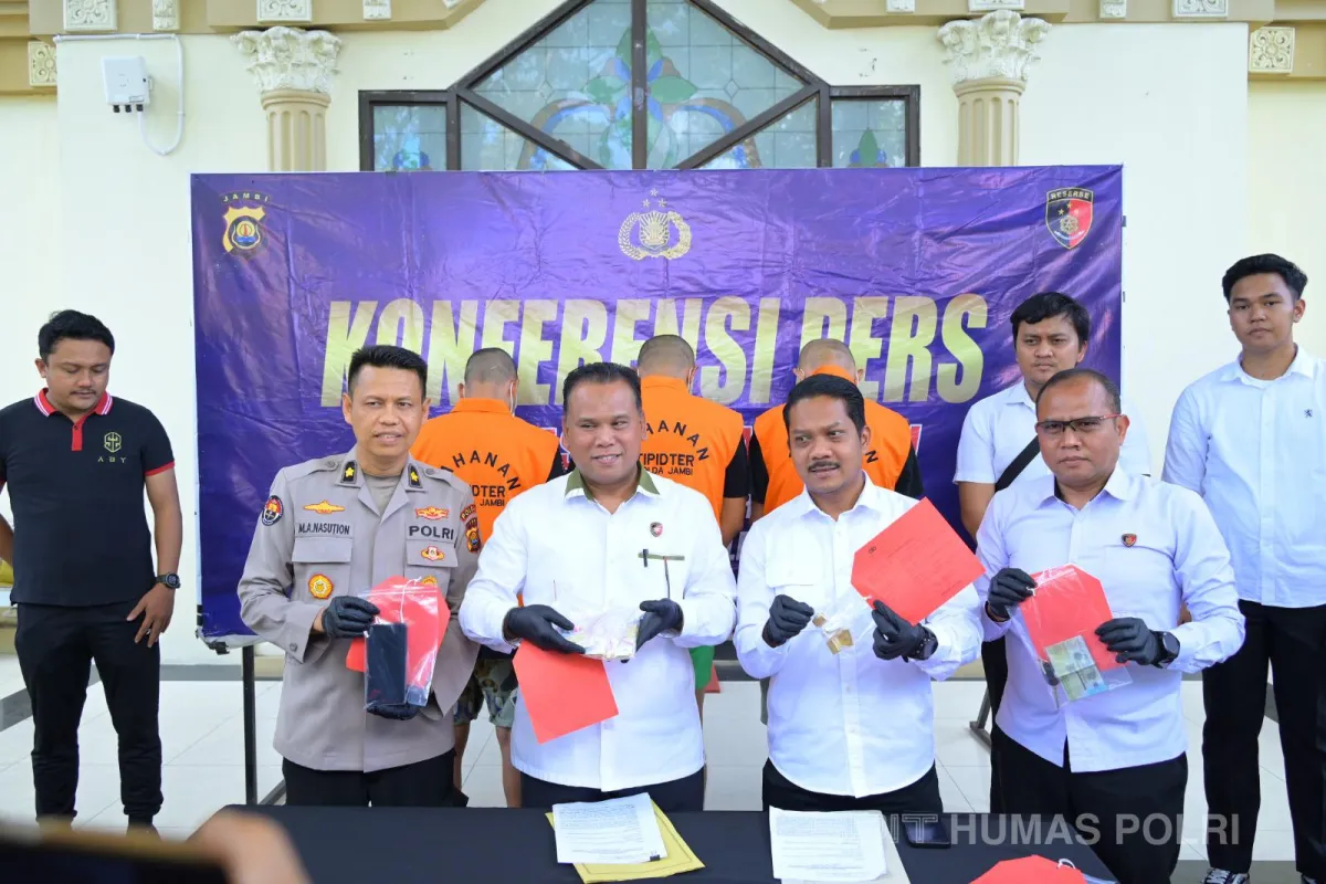 Polda Jambi Ungkap Jaringan Emas Ilegal, Tiga Pelaku Ditangkap