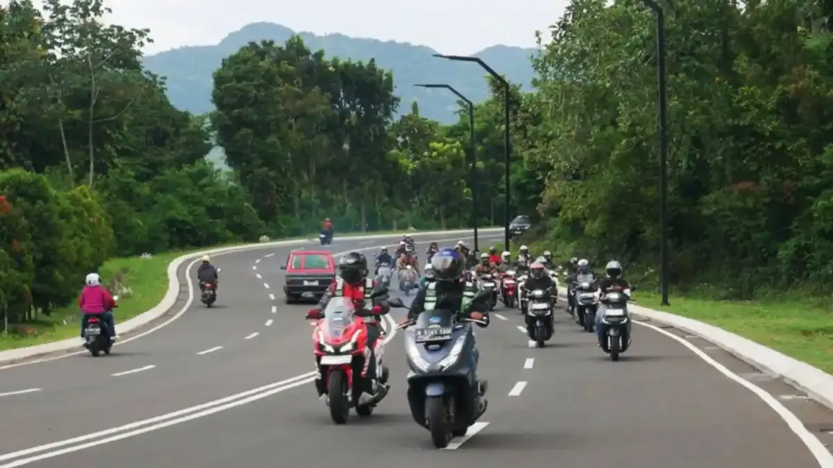 Tips Aman Berkendara Selama Puasa Ramadan