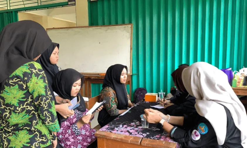 Konsultasi Kesehatan Perempuan Jadi Sorotan di Kegiatan BERSERI BEM UBSI