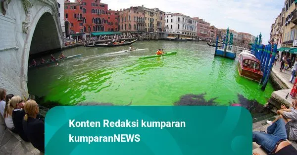Kanal Venesia Berubah Hijau, Polisi Selidiki Sumbernya