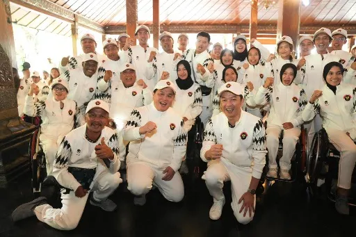Menpora Erick Lepas Kontingen Indonesia untuk ASEAN Para Games 2025
