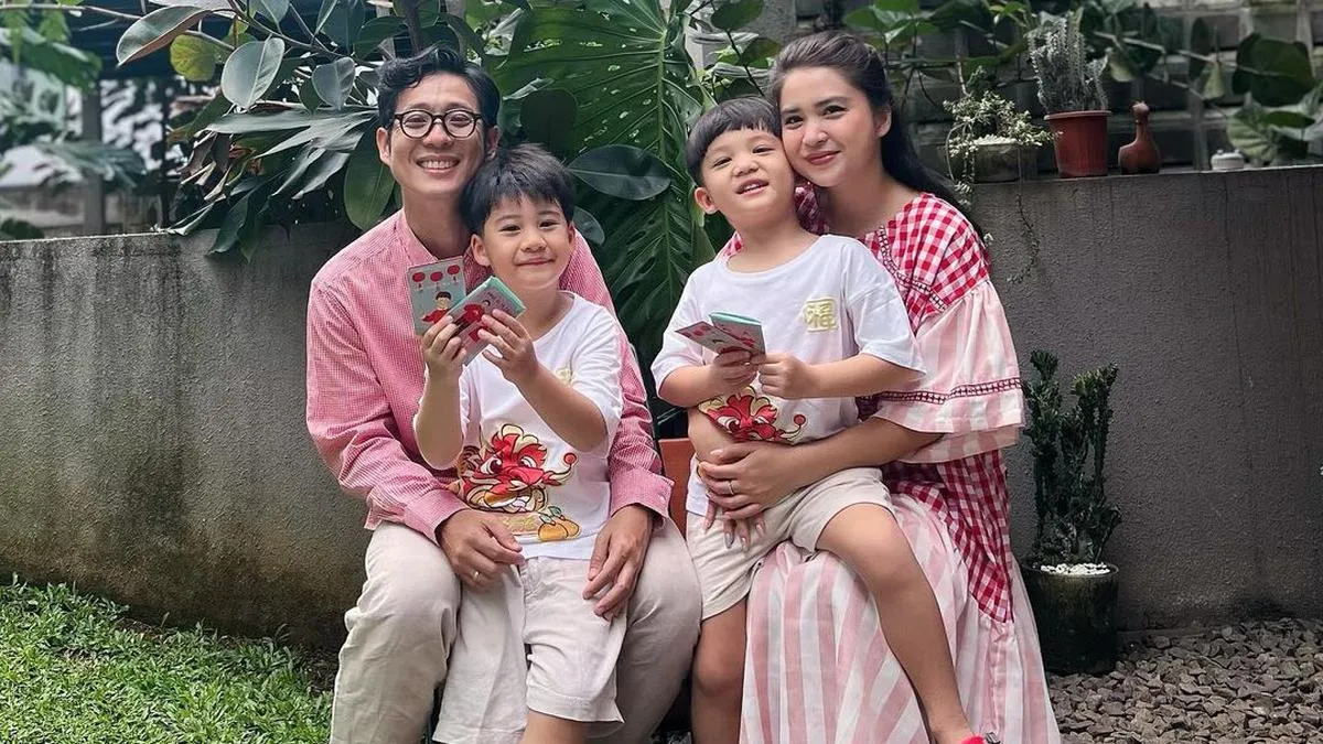 Harmoni Toleransi: Artis Muslim Tionghoa Rayakan Imlek di Indonesia