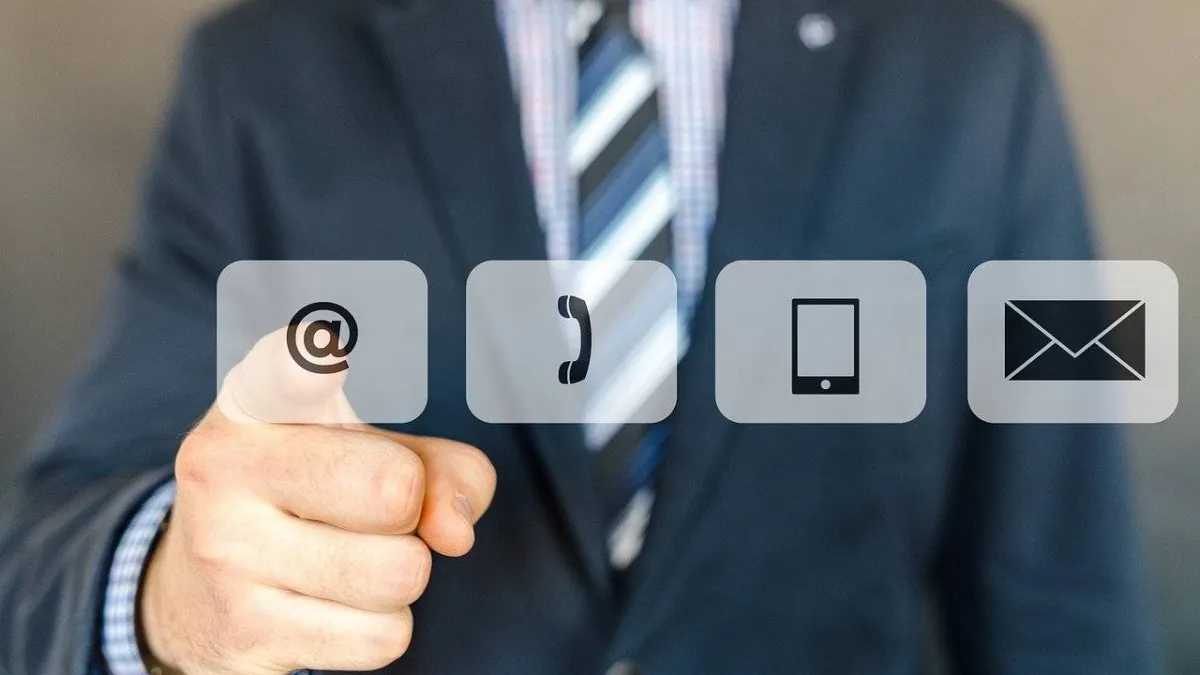 Peran Teknologi Komunikasi dalam Memudahkan Kehidupan di Era Digital
