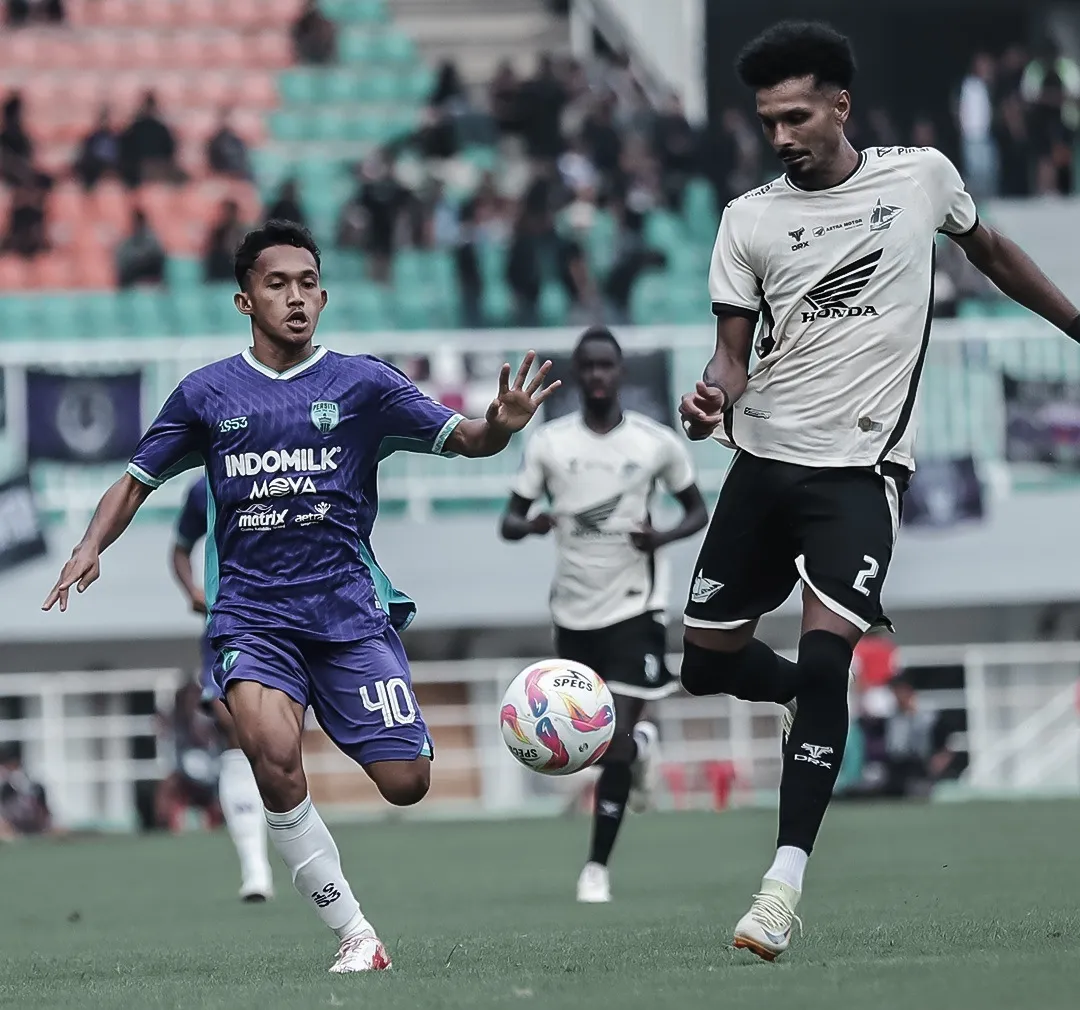 Analisis Pertandingan PSM vs Persita di Stadion Netral: Peluang dan Tantangan