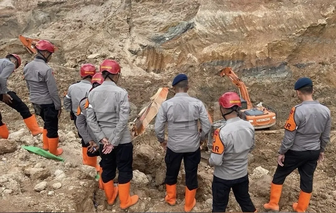 Tim SAR Intensifkan Pencarian Korban Kecelakaan Tambang di Bangka