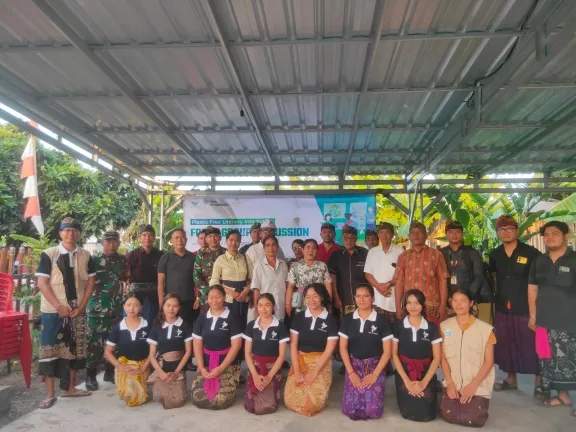 DLH dan Komunitas Bahas Pemberdayaan Masyarakat di Desa Sangsit