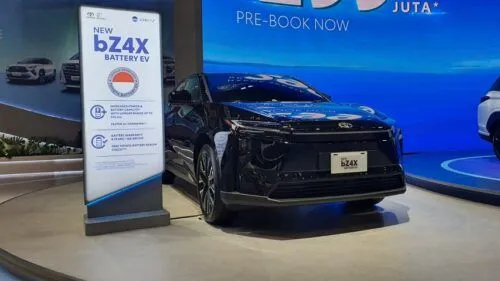 Perbandingan Harga dan Spesifikasi: bZ4X vs Urban Cruiser di Segmen EV