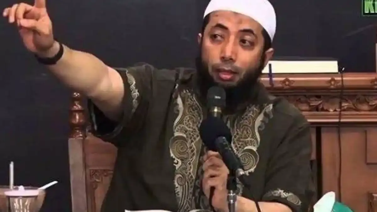Ustaz Khalid Basalamah Terlibat Kasus Dugaan Korupsi Kuota Haji, Mengaku Sebagai Korban