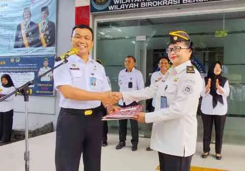 Bapas Makassar Berikan Penghargaan Pegawai Teladan Februari 2026
