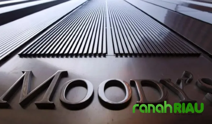 Outlook Negatif Moody's: Tantangan Besar bagi APBN Indonesia