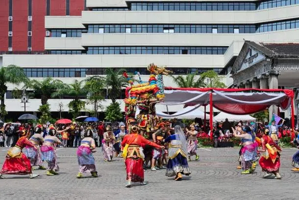 Dugderan: Tradisi Toleransi Menyambut Ramadhan