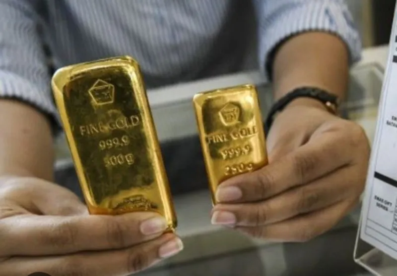 Harga Emas Antam Capai Rekor Baru Rp3,21 Juta per Gram