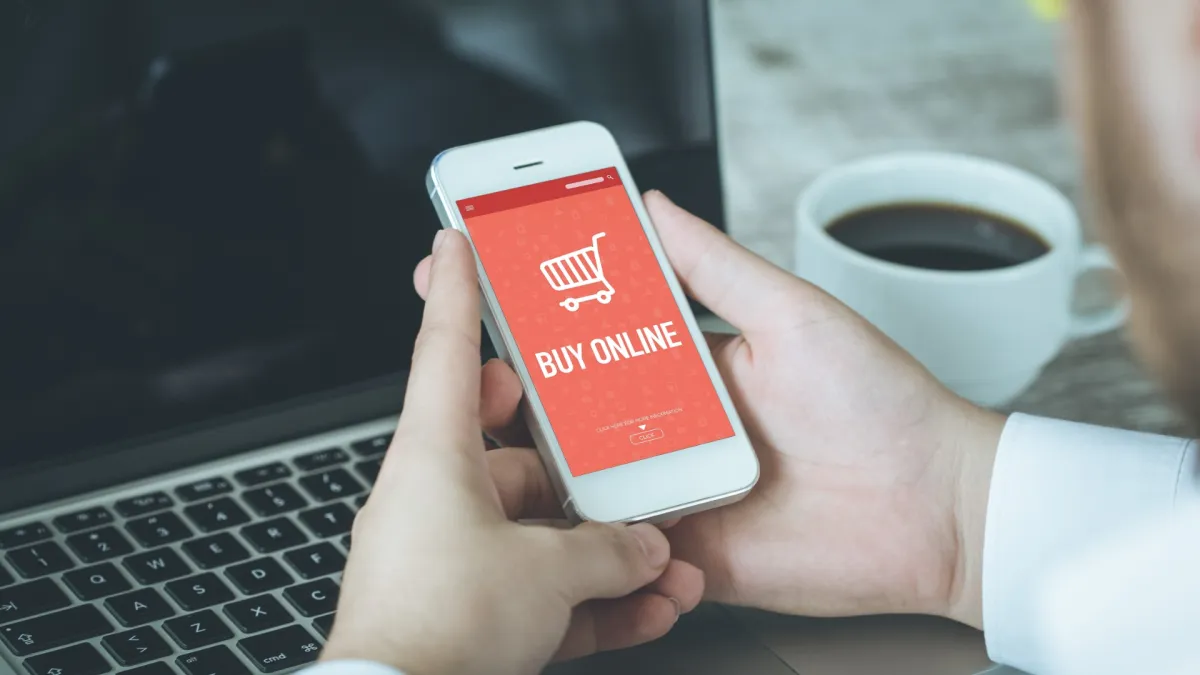 68% Konsumen Indonesia Pilih Belanja Online karena Harga Lebih Murah