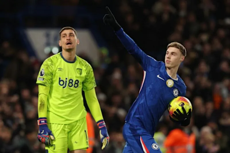 Cole Palmer Bawa Chelsea Menang 3-1 atas Wolves dengan Hattrick
