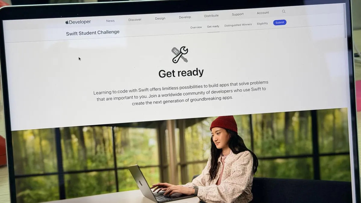 Kompetisi Global Swift Student Challenge 2026 Dibuka untuk Pelajar