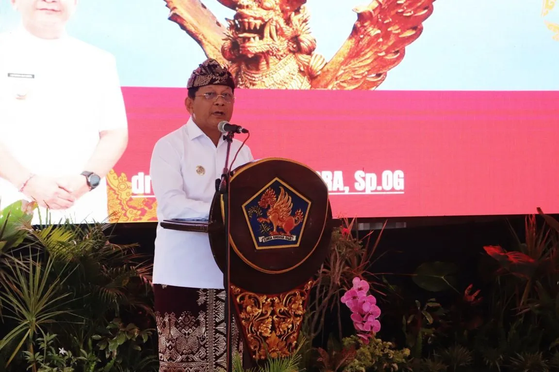 Bupati Sutjidra Lantik 187 ASN, Tegaskan Komitmen Buleleng Bersih dari Korupsi