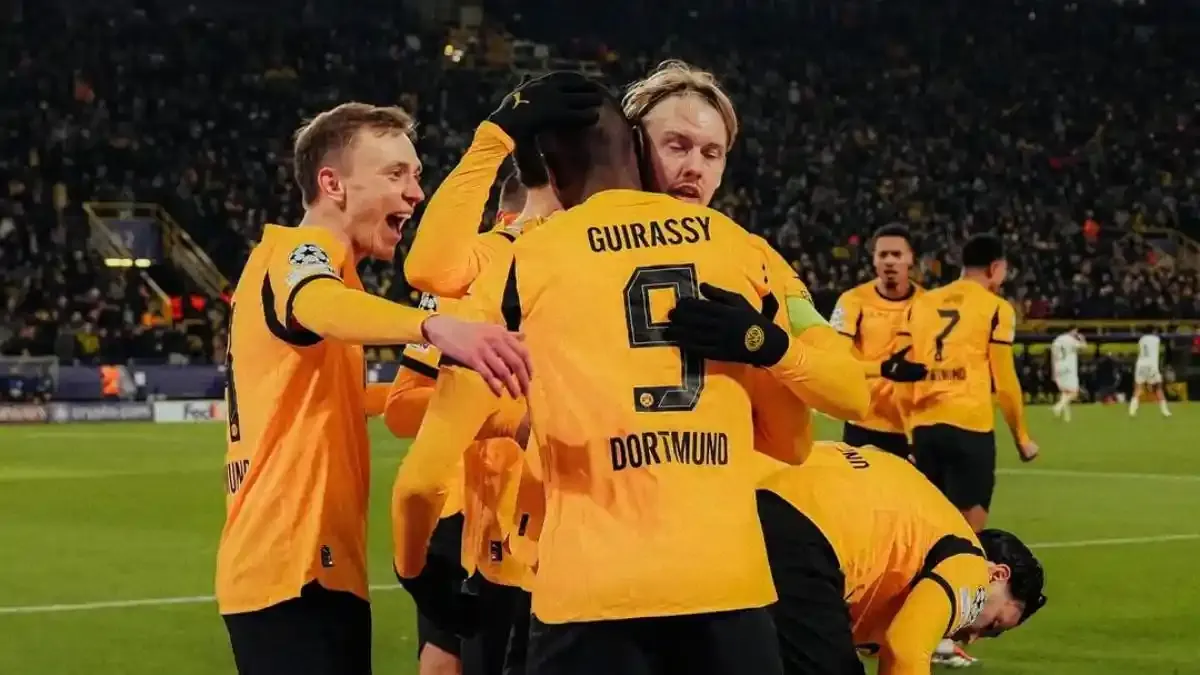 Borussia Dortmund Resmi Rekrut Bek Muda Brasil Kaua Prates