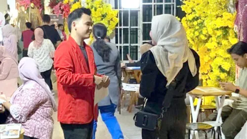 Mahasiswa Untag Surabaya Tingkatkan Kemampuan Branding Melalui Magang di Devy Photography