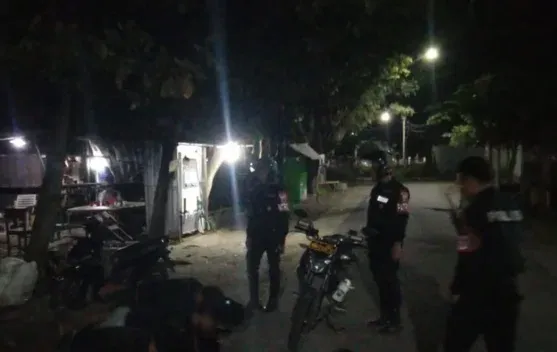 Polisi Bubarkan Balap Lari Remaja di Sumbawa