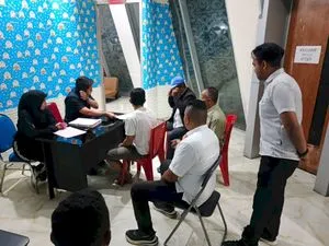 Polres Manggarai Serahkan Tiga Tersangka Pencurian ke Kejaksaan