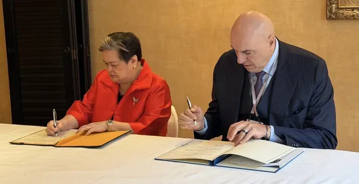 Perjanjian Kerja Sama Pertahanan Ditandatangani Filipina dan Italia