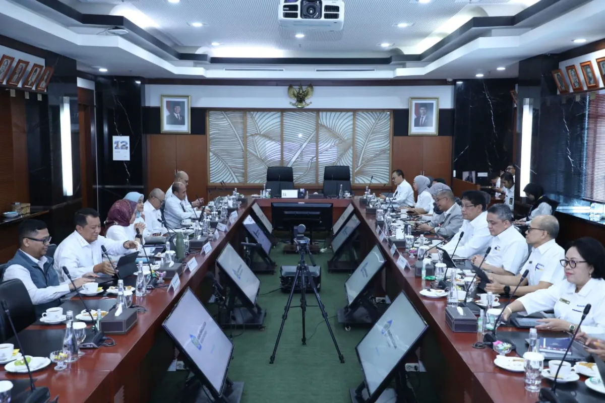 Menteri PANRB dan Menteri Keuangan Bahas Penguatan Reformasi Birokrasi