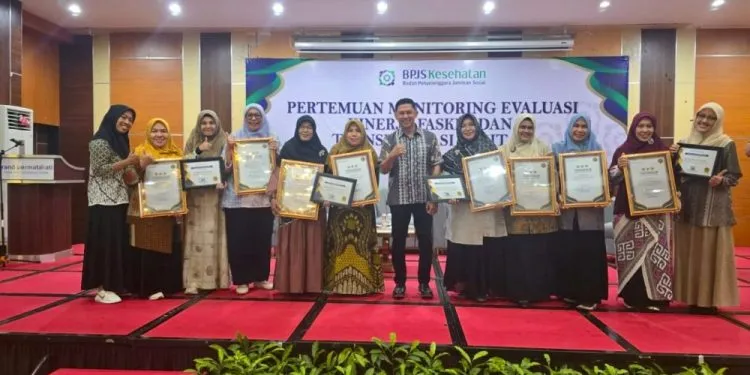 Puskesmas Banda Aceh Terima Penghargaan BPJS Kesehatan 2025