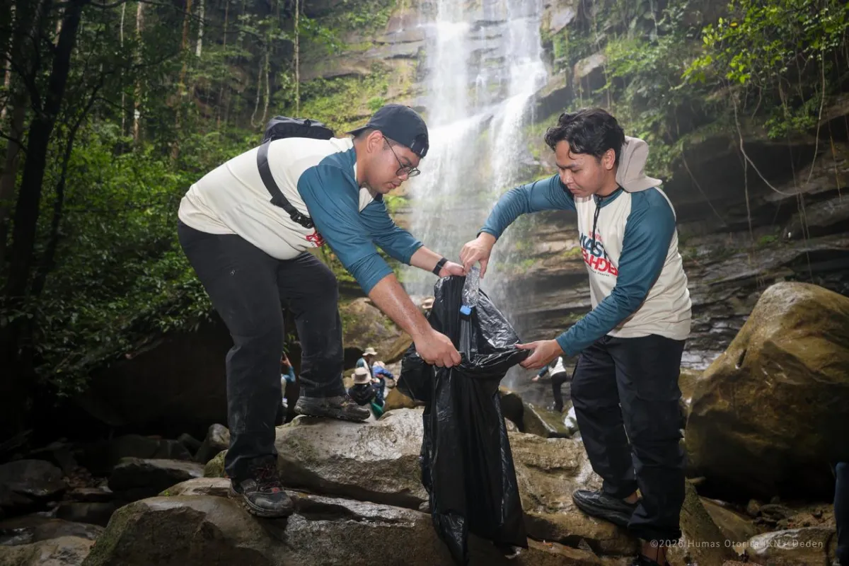 OIKN Galang 300 Relawan untuk Aksi Bersih Sampah di Wisata Alam