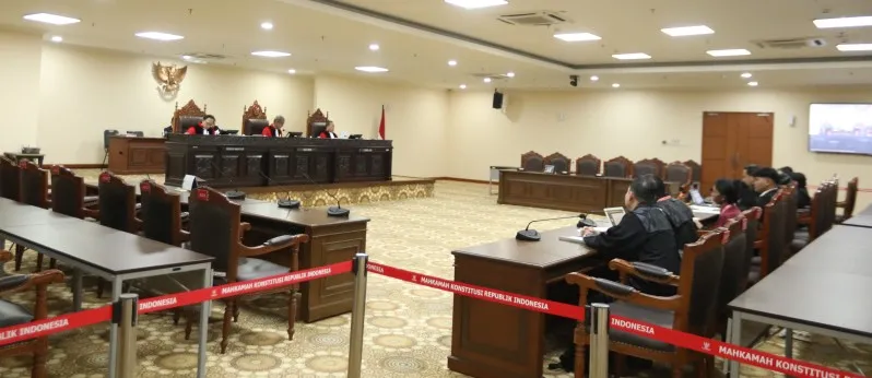Uji Materiil Tenggang Waktu Gugatan PHK Diajukan ke MK
